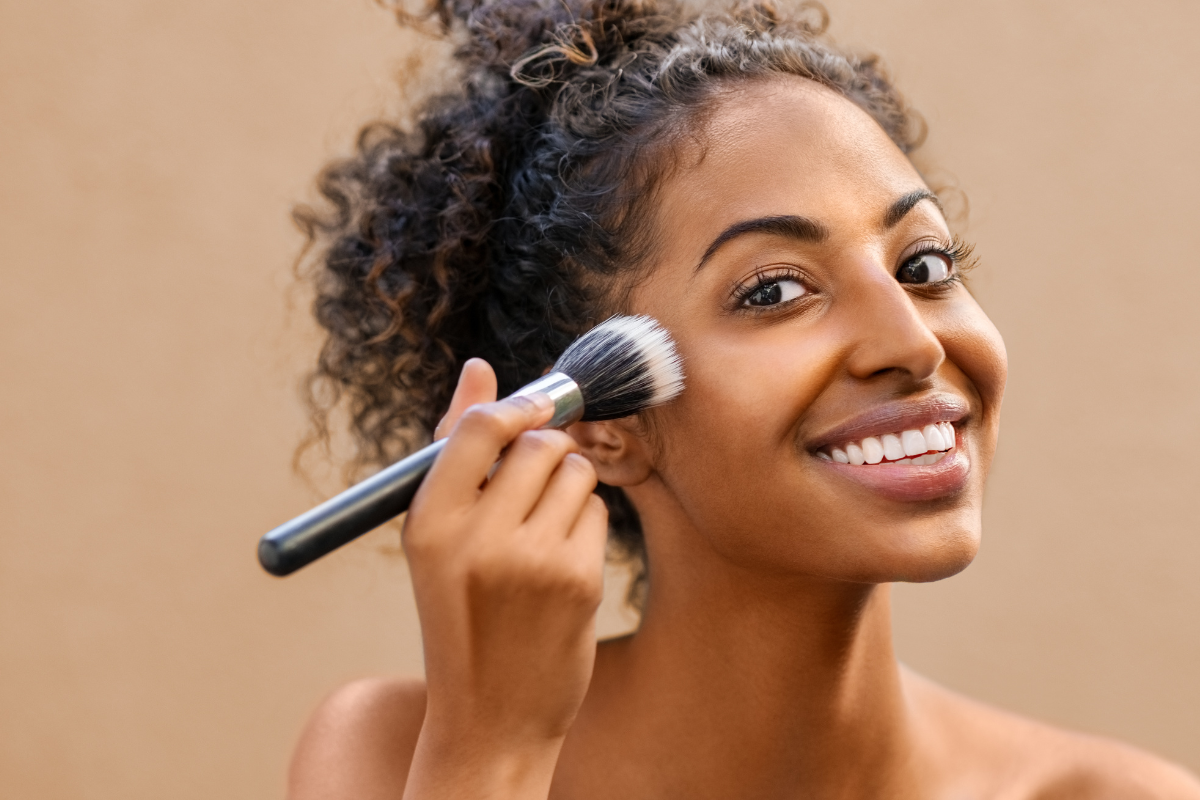 Makeup Artist Secrets: Tricks for Long-Lasting, Flawless Makeup and Radiant Skin